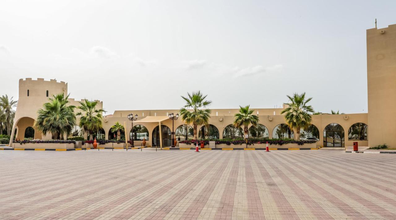 Dhafra Beach Hotel Jebel Dhanna Exterior photo