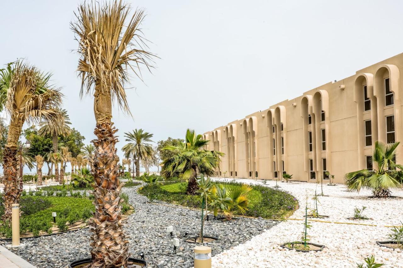 Dhafra Beach Hotel Jebel Dhanna Exterior photo
