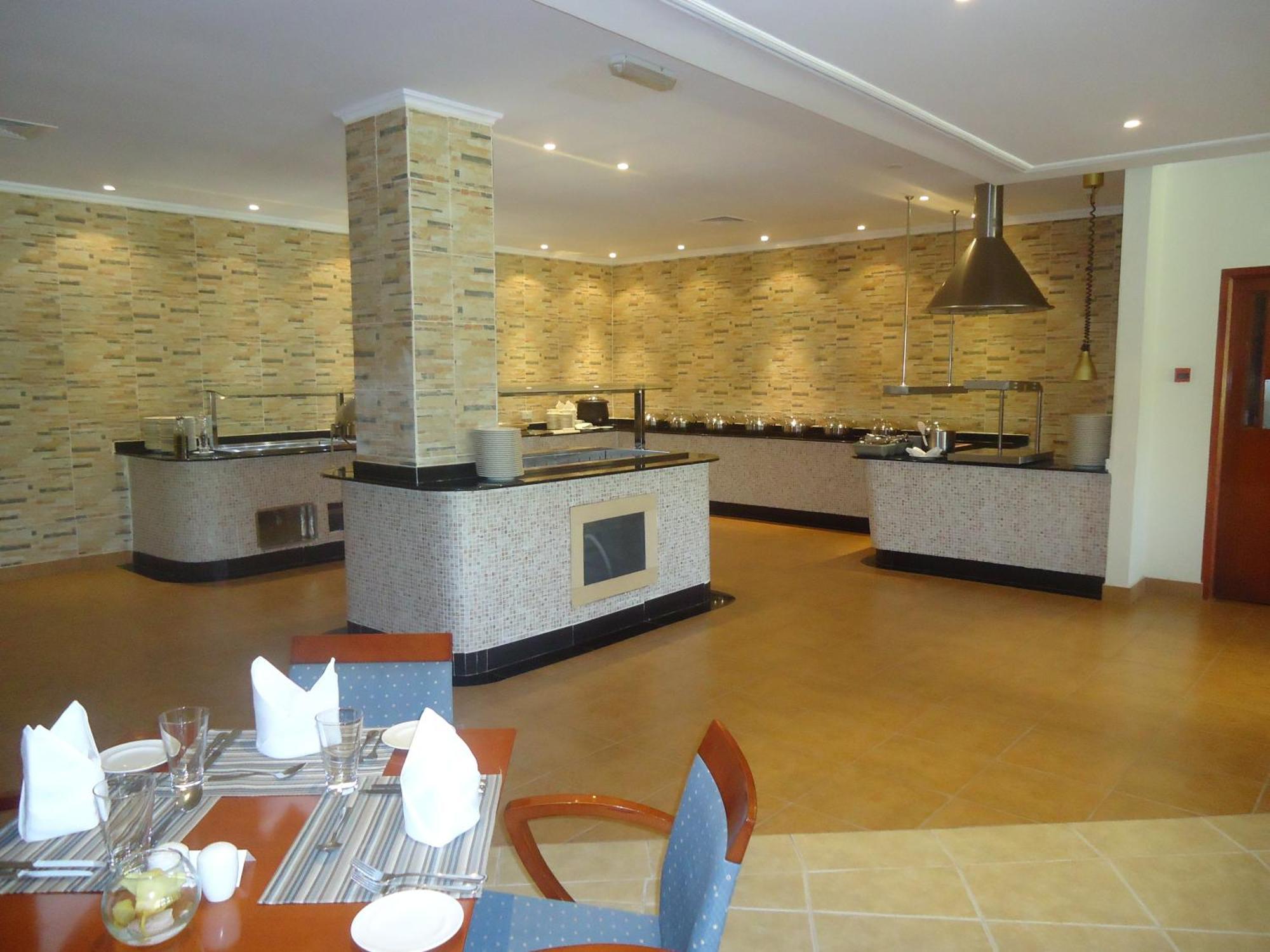 Dhafra Beach Hotel Jebel Dhanna Exterior photo